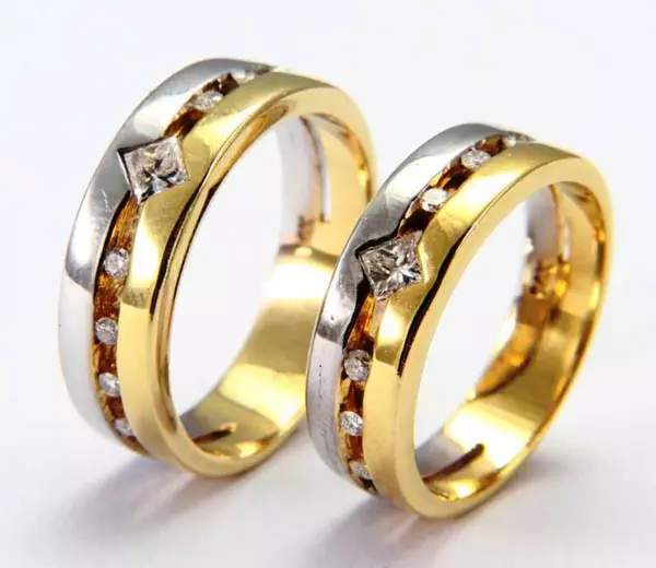 Cincin Perkahwinan Emas (110 Foto): Berapa banyak produk yang diperbuat daripada Zaman Emas Emas Kuning 3171_17