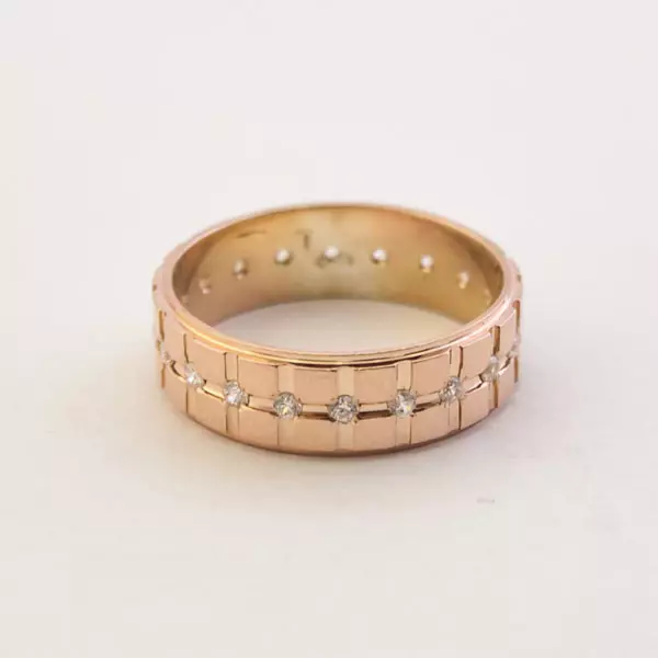 Goldene Ehering Ringe (110 Fotos): Wie viele Produkte bestehen aus goldenem Alter von Gelbgold? 3171_5