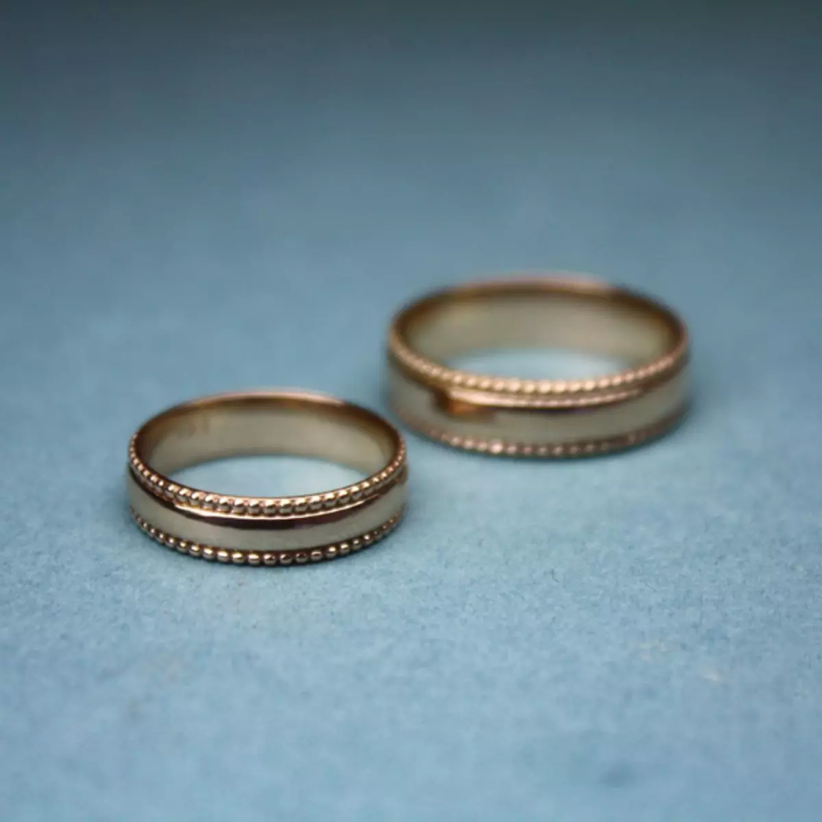 Gouden Wedding Rings (110 foto's): Hoefolle produkten binne makke fan giele gouden leeftyd 3171_61