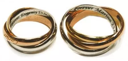 Double kāzu gredzeni (41 fotoattēli): sieviešu kāzu gredzens uz viena pirksta un citiem modeļiem 3177_20