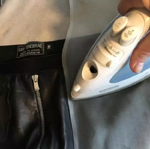 How to smooth out a leather jacket at home? How to stroke a mint jacket? Is it possible to get rid of the folds using the iron? 319_13