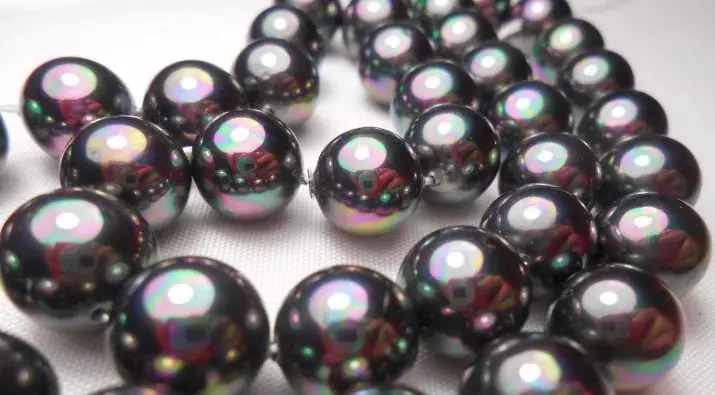 Black Pearls (27 bilder): Magic og terapeutiske egenskaper av stein. Hvor mye koster det og hvem passer? Hvor er de mørke perlene gruvedrift? 3200_27