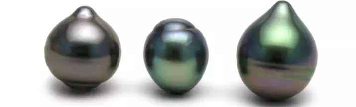 Perlat e zeza (27 foto): vetitë magjike dhe terapeutike të gurit. Sa kushton dhe kush përshtatet? Ku janë minierat e margaritarëve të errët? 3200_5