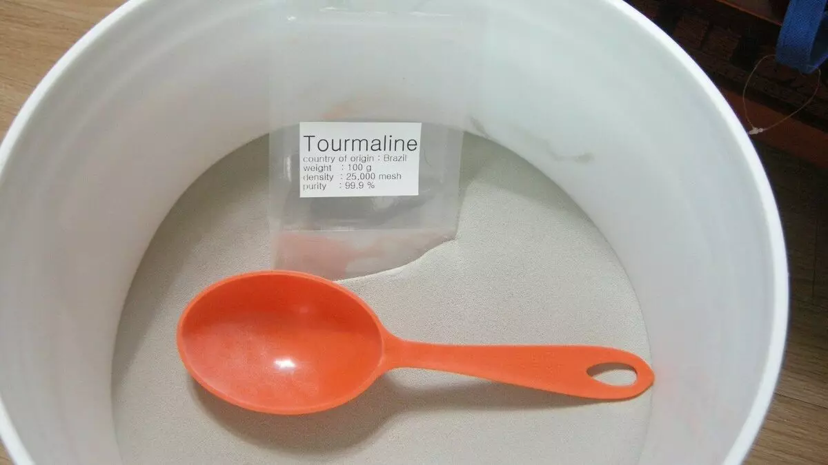 Tourmaline (57 fotografija): terapeutska i druga svojstva kamena, njegova vrijednost za osobu. Djelovanje minerala na tijelu. Opis zelenog kamena i turmalina drugih boja 3224_35