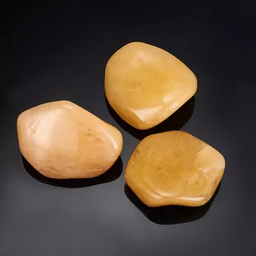 อเวนิว (39 รูป): คุณสมบัติมหัศจรรย์ของหิน, คุณค่าสำหรับผู้ชาย, คุณสมบัติของสีดำแร่ธรรมชาติสีเหลืองและสีน้ำตาล 3225_12