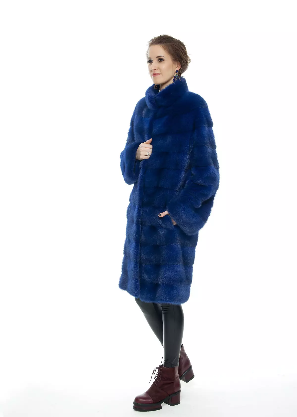 Melkovo Fur Coats (39 Fotók): Modell áttekintése és minőségi értékelések 322_19