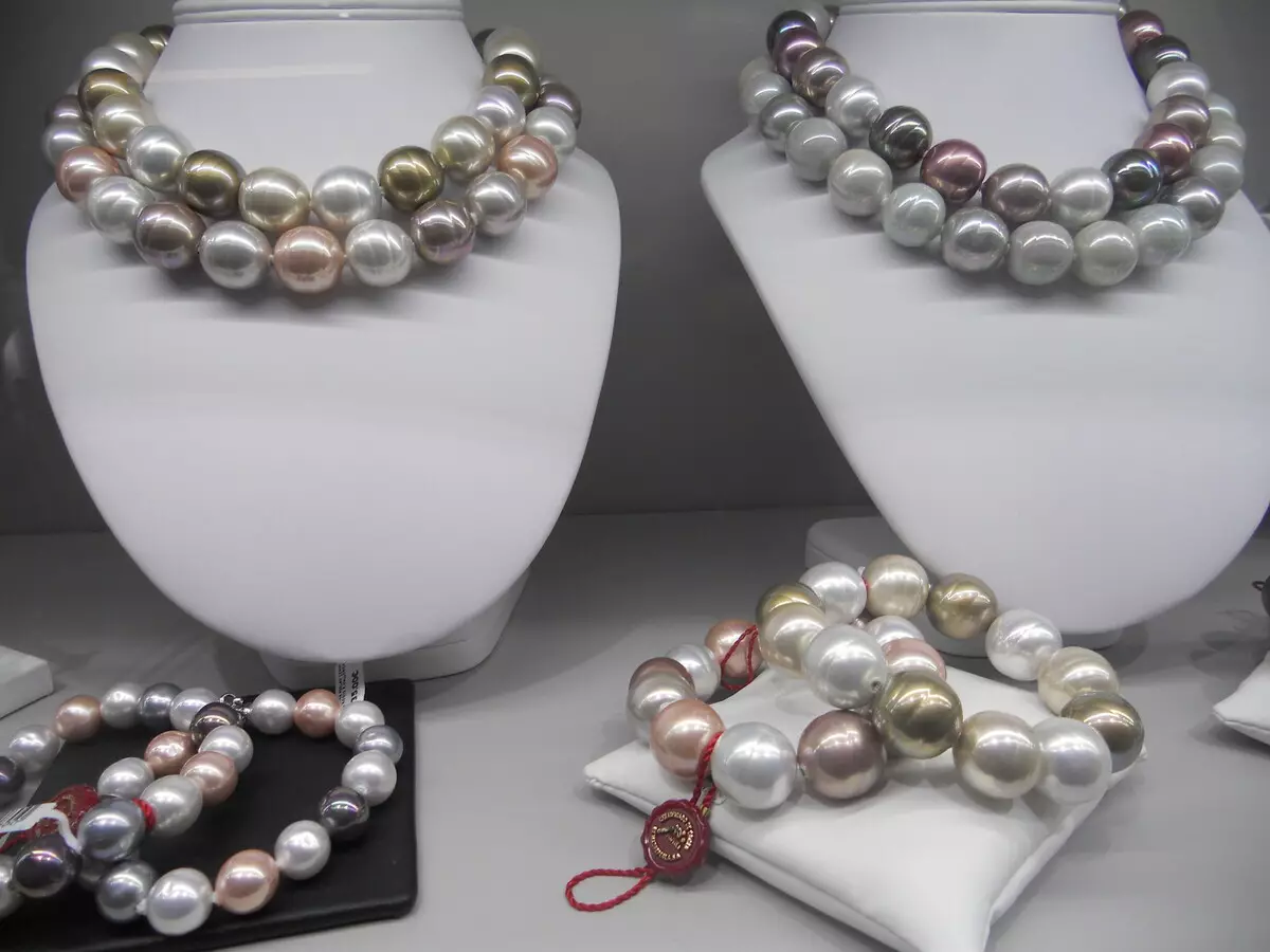Perles Majorica: Què és? Significat, història i característiques de la creació. Com tenir cura d'ell? El que fan decoracions de perles artificials espanyoles? 3248_3
