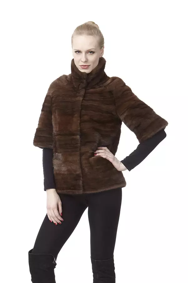Увеличител кожени палта (45 снимки): модели от различни кожи от Татяна Magnical, ревюта 324_18