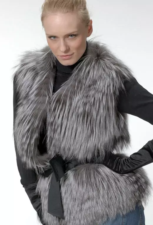 Lupe-Fur-Mäntel (45 Fotos): Modelle aus verschiedenen Pelz aus Tatiana-Magnical, Bewertungen 324_28