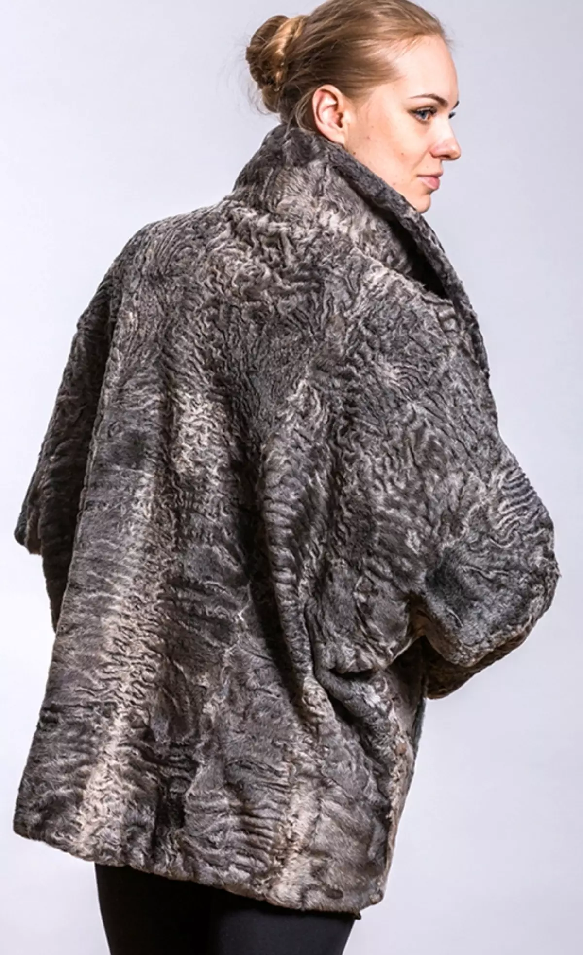 Lupa Fur Wathites (45 fotografií): modely z rôznych kožušiny z Tatiana Magnical, Recenzie 324_33