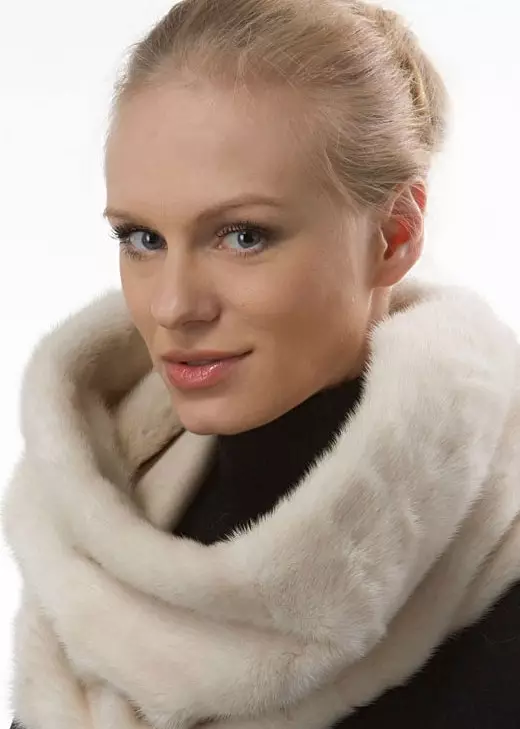 Magnifier Fur Coats (45 Billeder): Modeller fra forskellige pels fra Tatiana Magnical, Anmeldelser 324_36