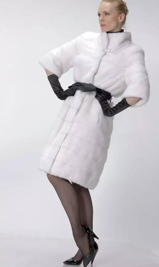 Magnifier Fur Coats (45 Mga Litrato): Mga Modelo gikan sa lainlaing mga balahibo gikan sa Tatiana Magsalical, Reviews 324_43