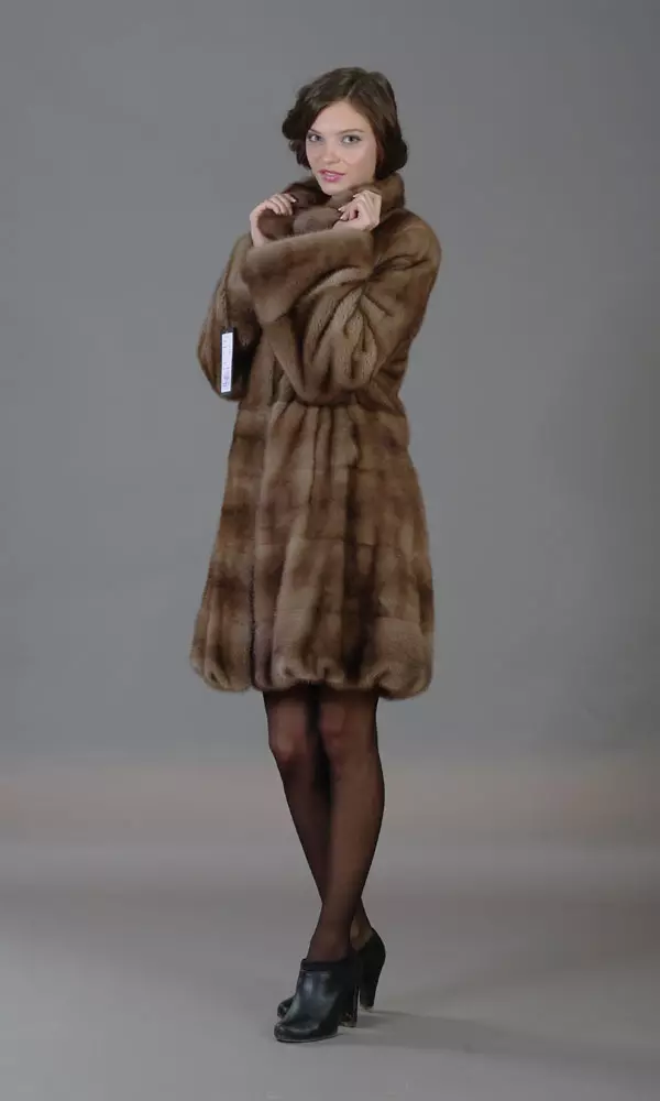 Mermeriny Fur Coats (37 Billeder): Gennemgang af stilfulde modeller fra mærket 325_7