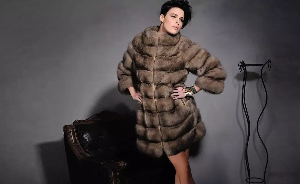 Манзари крзно палта (36 фотографии): Преглед на модели и прегледи за Манзари