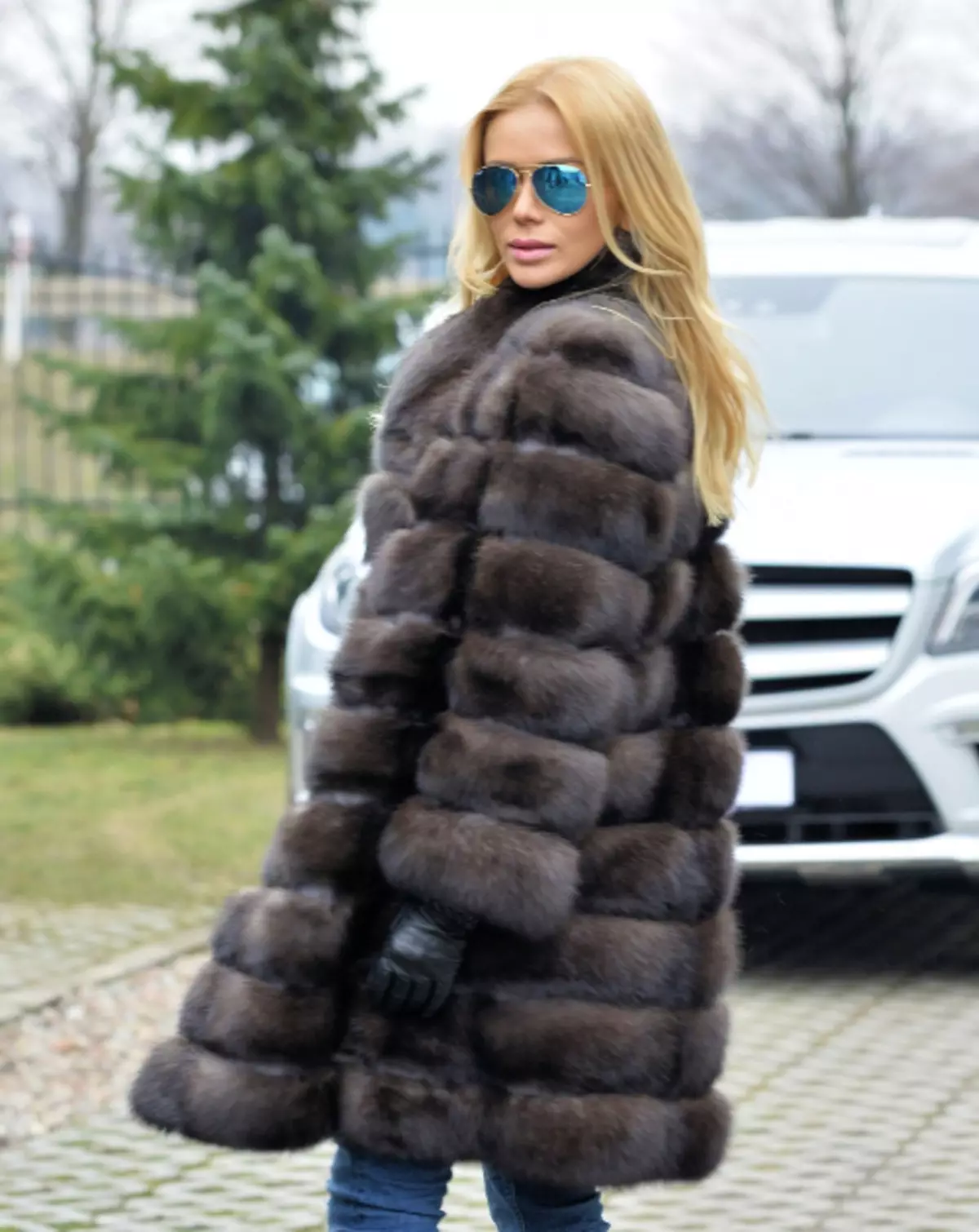 Манзари крзно палта (36 фотографии): Преглед на модели и прегледи за Манзари 326_26