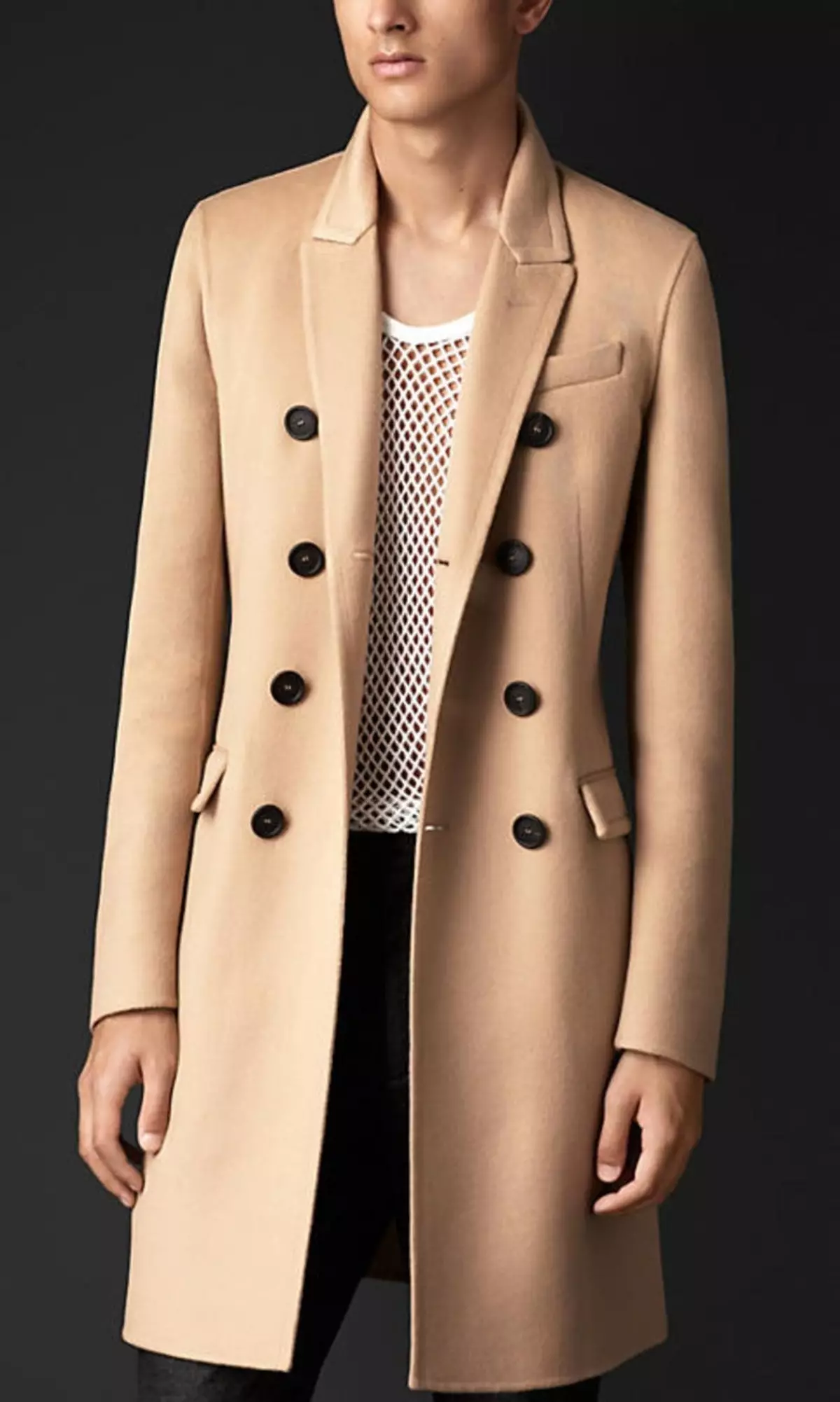 Burberry coat (80 Mga Litrato): Ang modelo sa Kababayen-an Brit ug uban pa gikan sa barberry 327_24