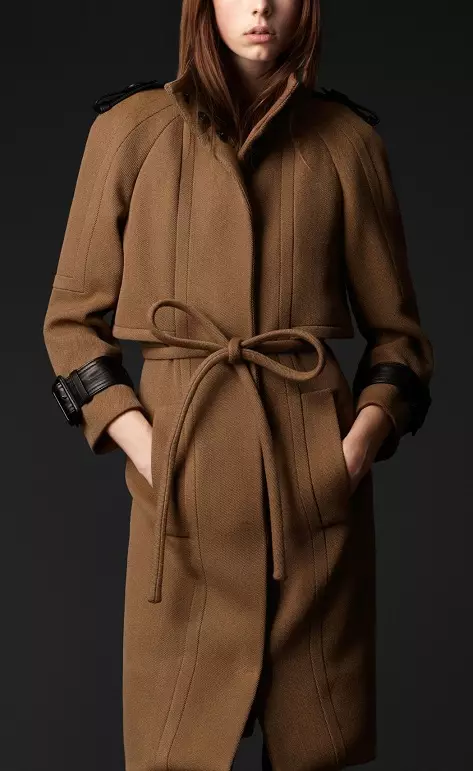 Burberry Coat (80 fotoğraflar): Kadın Model Brit ve diğerleri 327_26