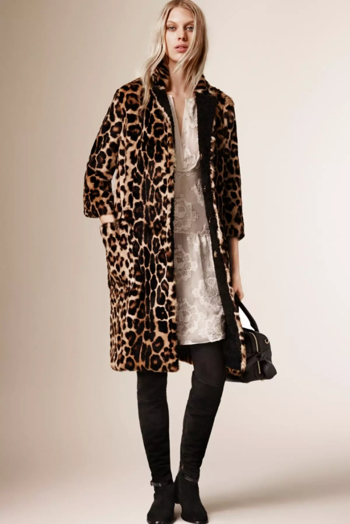 Burberry Coat (80 fotos): model de dona Brit i altres de Barberry 327_54