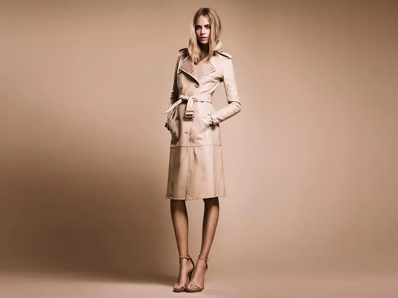 Burberry Coat (80 fotos): model de dona Brit i altres de Barberry 327_61