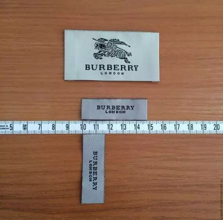 Burberry Coat (80 Foto): Női Modell Brit és mások Barberry-től 327_73