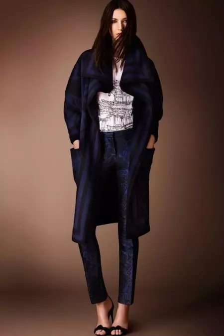 Burberry coat (80 Mga Litrato): Ang modelo sa Kababayen-an Brit ug uban pa gikan sa barberry 327_9