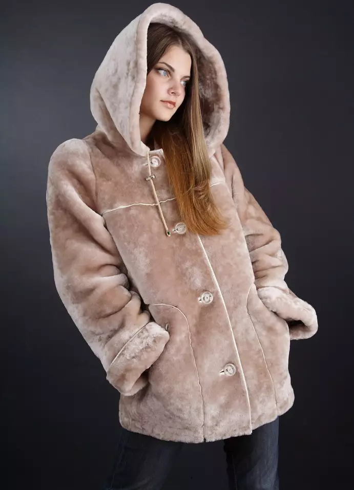 Melita Fur Coats (27 Foto): Model dan Ulasan 329_10