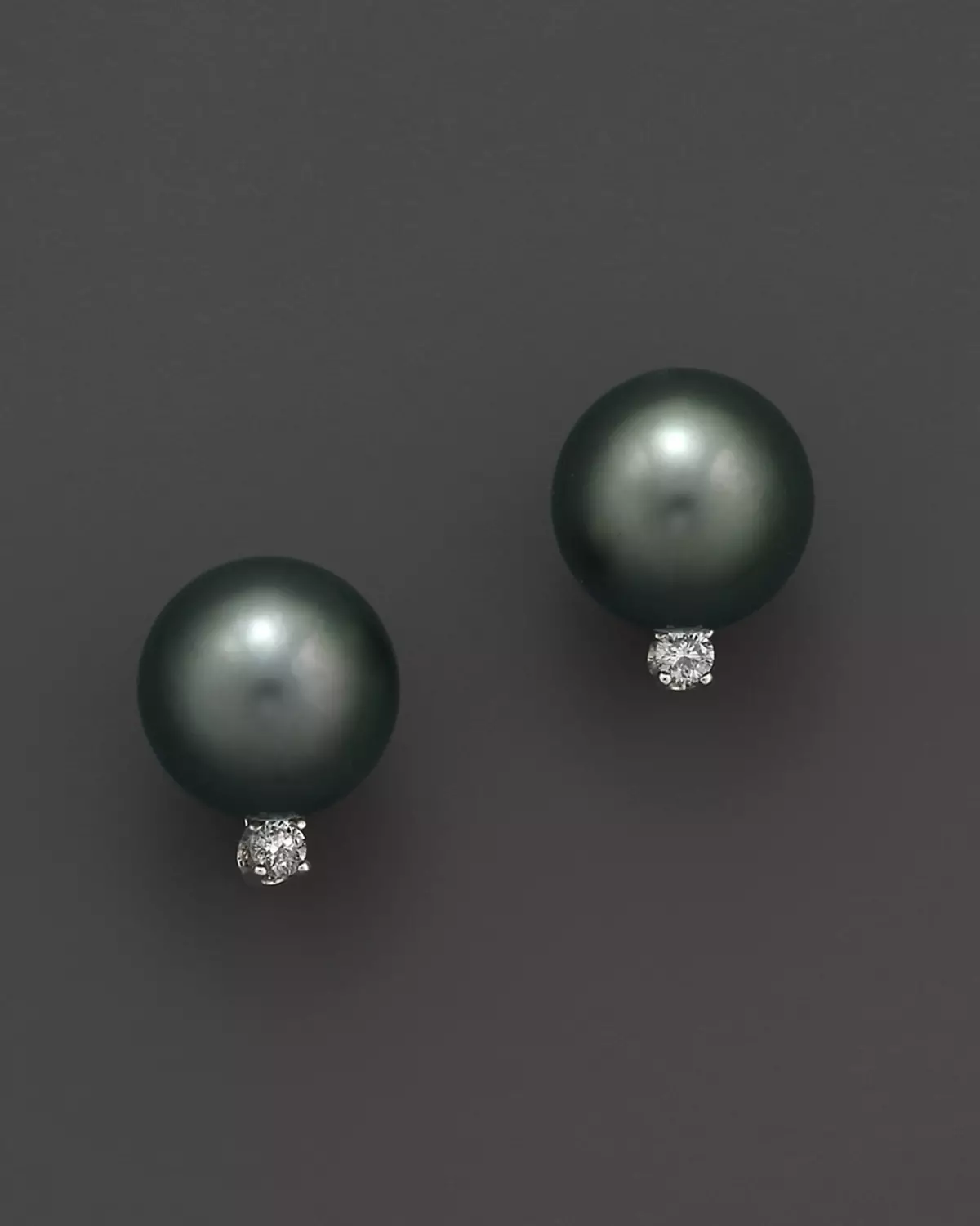 珍珠耳环（81张照片）：金色和银色耳环，黑珍珠，长而短的按钮和康乃馨，珠宝 3305_48