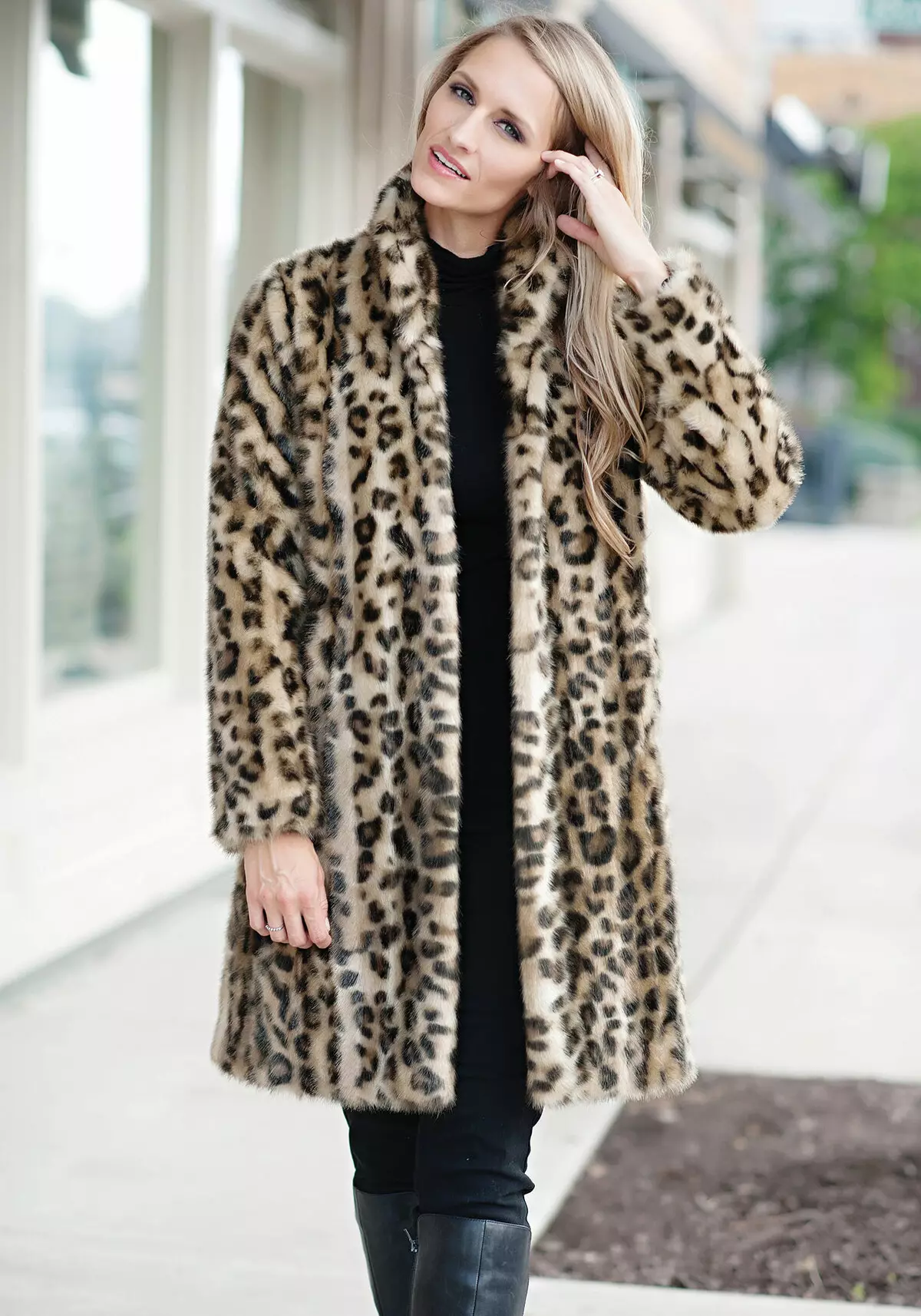 Manteau de fourrure léopard (46 photos): modèles avec imprimé léopard et fourrure léopard 330_30