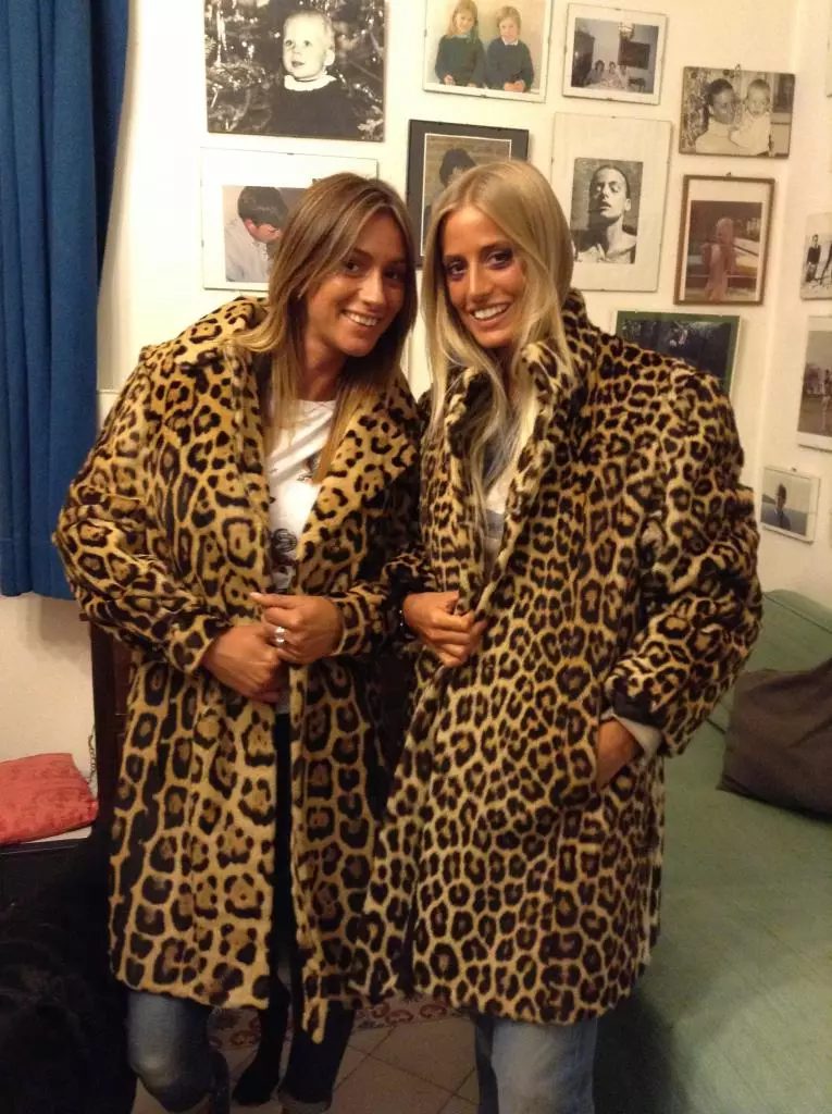 Manteau de fourrure léopard (46 photos): modèles avec imprimé léopard et fourrure léopard 330_9