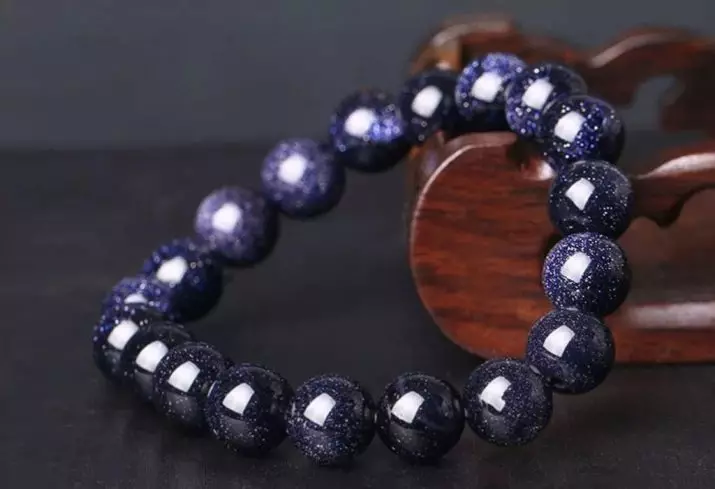 Blue Aventurine (23 zdjęcia): magia i inne właściwości kamienia. Kto się pojawia? Dlaczego Blue Aventurine nazywa się 