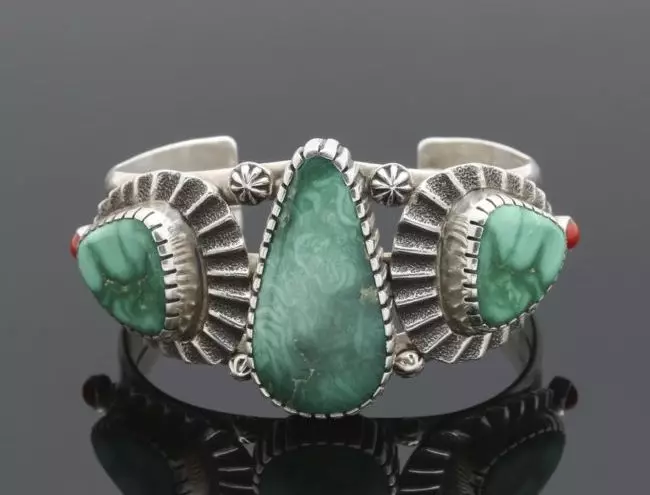 Variscite (29 сурет): тастың сиқырлы қасиеттері. Көк түрлі ма? 3328_25