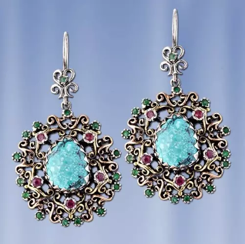 Earringen mei turquoise (86 foto's): modellen yn goud en sulveren, stijlvol ilveren earringen mei natuerlike turquoise 3335_52