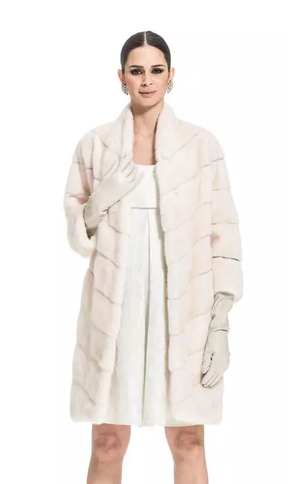 Braschi Fur пальто (46 сүрөт): италиялык моделдер жана алардын өзгөчөлүктөрү, алардын фирмасы жөнүндө сын-пикирлер 333_18
