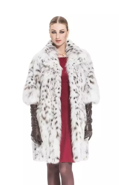 Braschi fur coats (46 mga larawan): mga modelo ng Italyano at ang kanilang mga tampok, mga review tungkol sa kompanya ng tanso 333_24