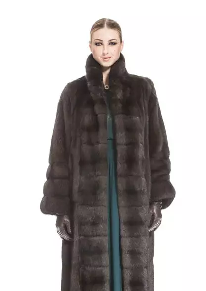 Braschi fur coats (46 mga larawan): mga modelo ng Italyano at ang kanilang mga tampok, mga review tungkol sa kompanya ng tanso 333_27