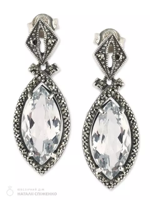 Earrings dengan Mountain Crystal (56 Foto): Anting-Anting Bergaya dengan Batu Trendy dalam Emas 3349_12