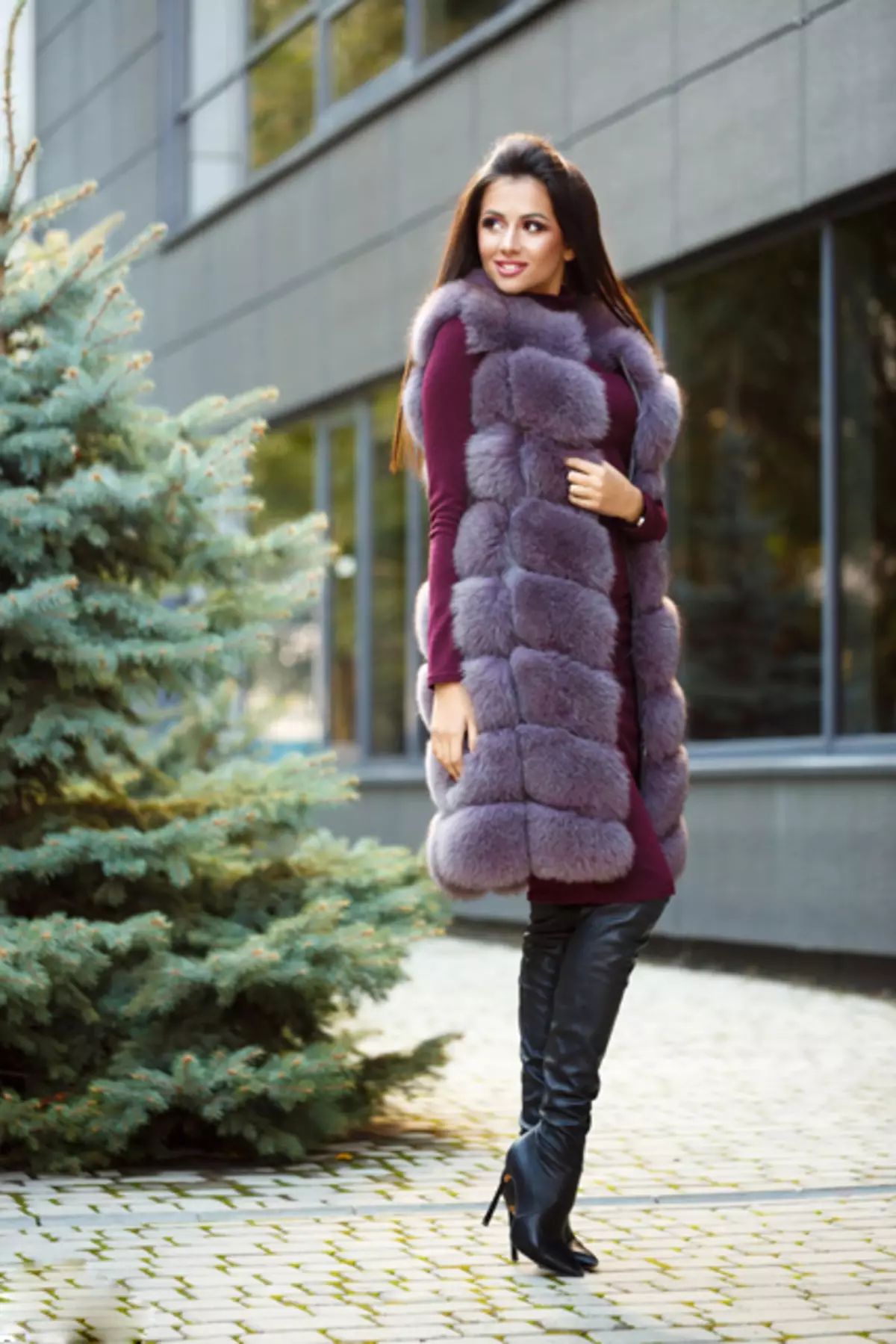 Shinga-Vest (62 φωτογραφίες): Τι να φορέσει και πώς να επιλέξετε ένα γιλέκο γούνας 334_17