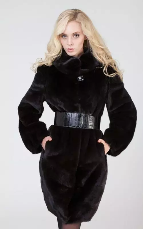 Fellicci fur coats (42 photos): Who manufacturer FELINBERG model, reviews 335_13