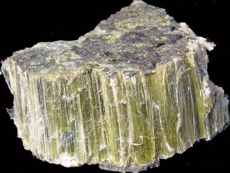 Aktinolitho (19 kuvaa): mineraalien taika ja muut ominaisuudet, kiven käyttö 3388_9