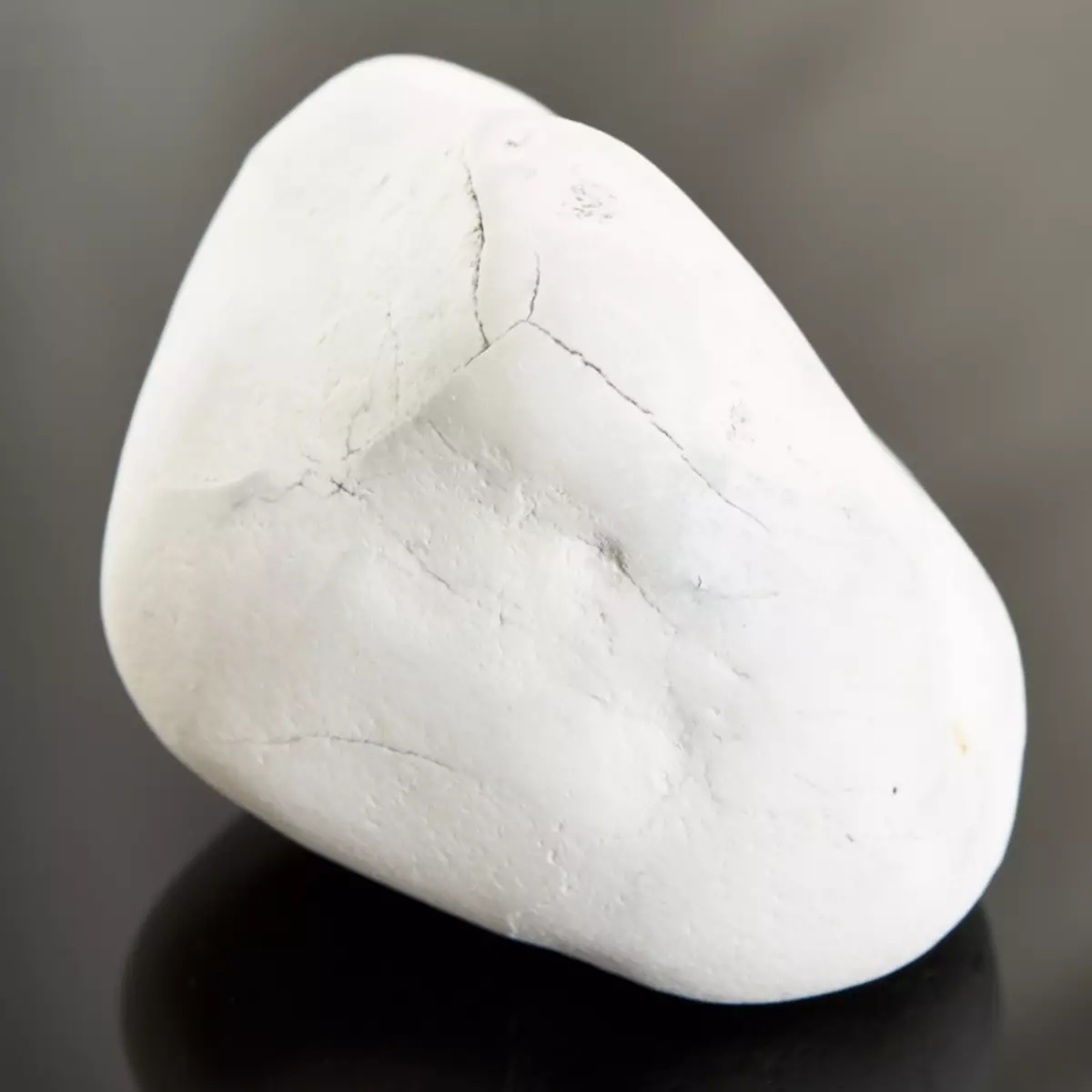 Белый камень кахолонг