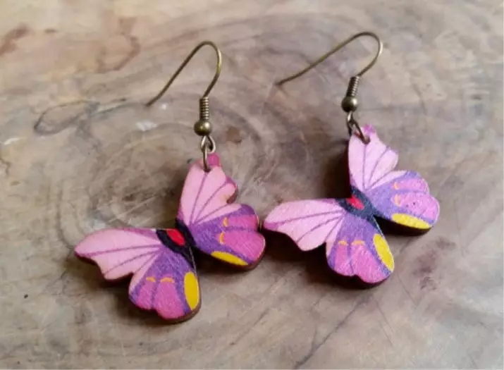 Butterfly Earrings (41 Mga Litrato): Unsa ang isul-ob ug kung kinsa ang mga modelo nga angay sa porma sa mga butterflies 3417_2
