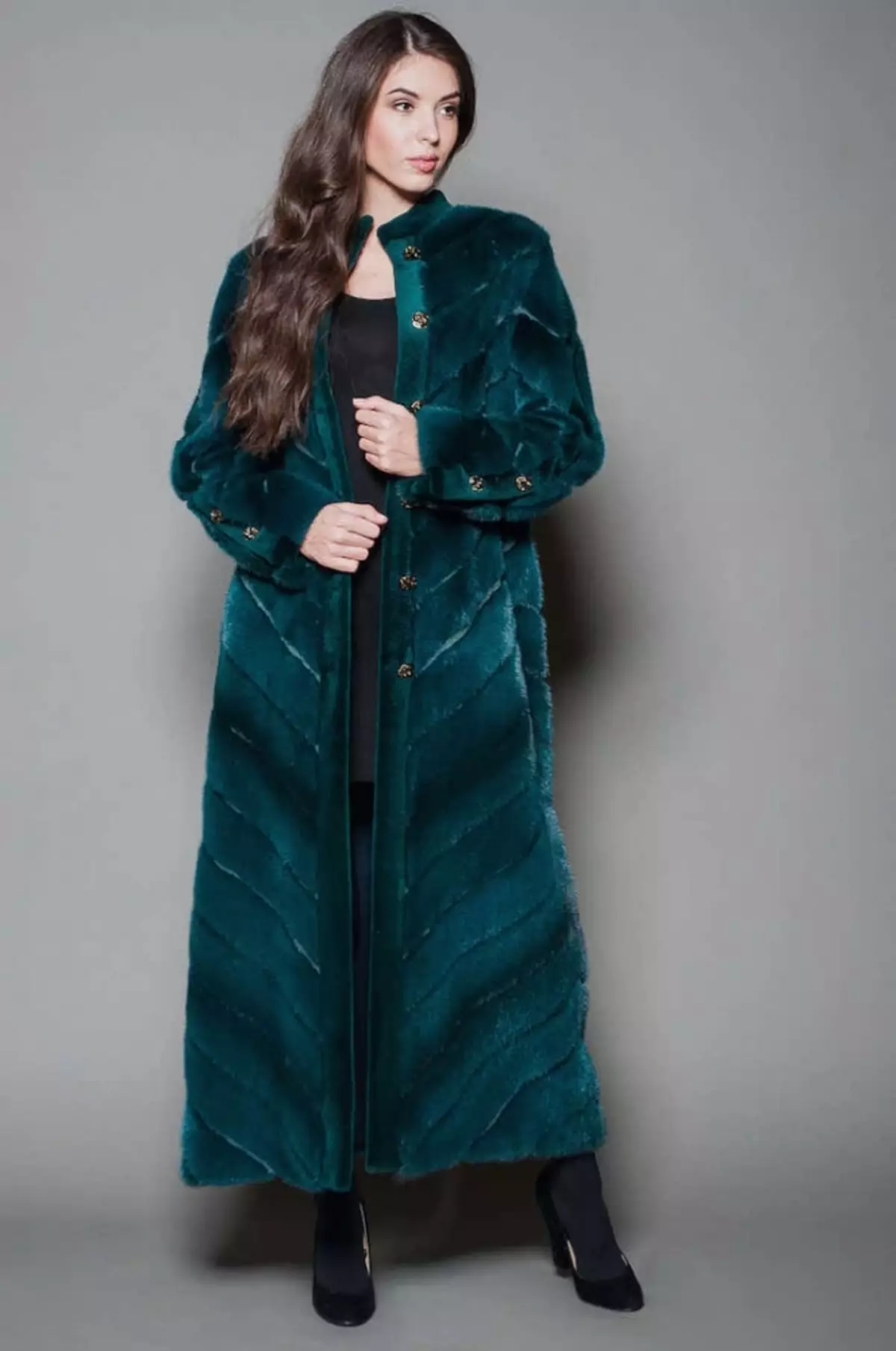 Long fur coats (34 photos): Fur model in the floor, how to wear 341_8