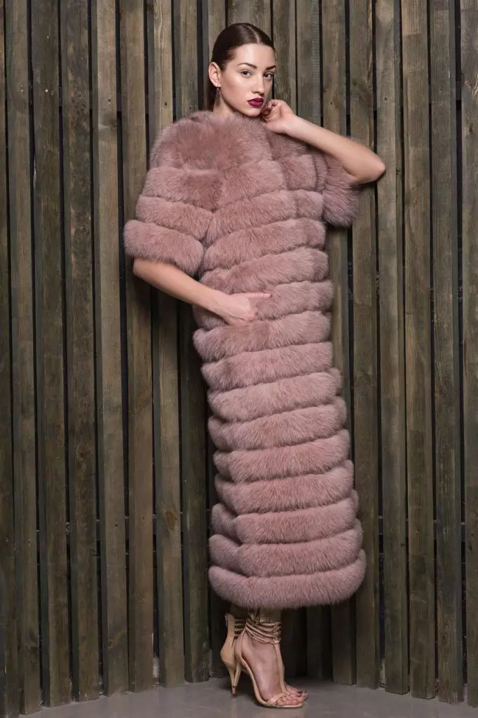 Дълги кожени палта (34 снимки): модел на кожа в пода, как да се носят 341_9
