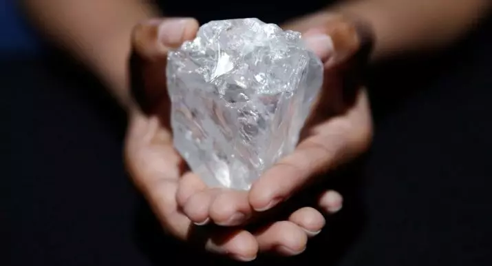 Quanto costa il diamante? Il costo di 1 karat diamante in rubli. Come calcolare il costo di un vero diamante non trasformato? 3455_28