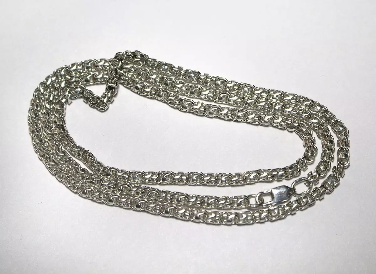 Srebrna lanaca (112 slike): ženski modeli na vratu i na srebro ruku s pozlatom, 925 uzoraka sa lopticama, kako ih odabrati 3480_105