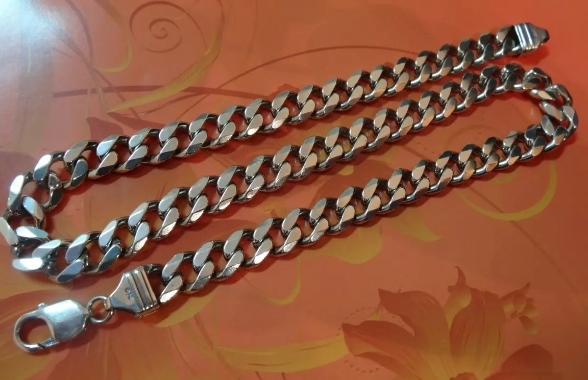 Srebrna lanaca (112 slike): ženski modeli na vratu i na srebro ruku s pozlatom, 925 uzoraka sa lopticama, kako ih odabrati 3480_40