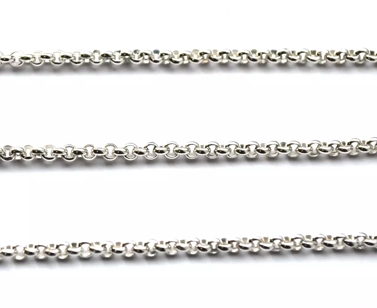 Srebrne verige (112 fotografij): ženske modele na vratu in na srebrni roki s pozlatom, 925 vzorcev s kroglicami, kako jih izbrati 3480_77