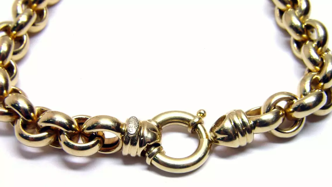 Chain Emas (114 Foto): Dekorasi wadon ing gulu emas kanthi dawane 40 cm, 585 conto 40 cm, 585 conto, kepiye milih 3483_52