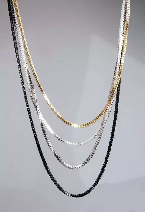 Chain Emas (114 Foto): Dekorasi wadon ing gulu emas kanthi dawane 40 cm, 585 conto 40 cm, 585 conto, kepiye milih 3483_98