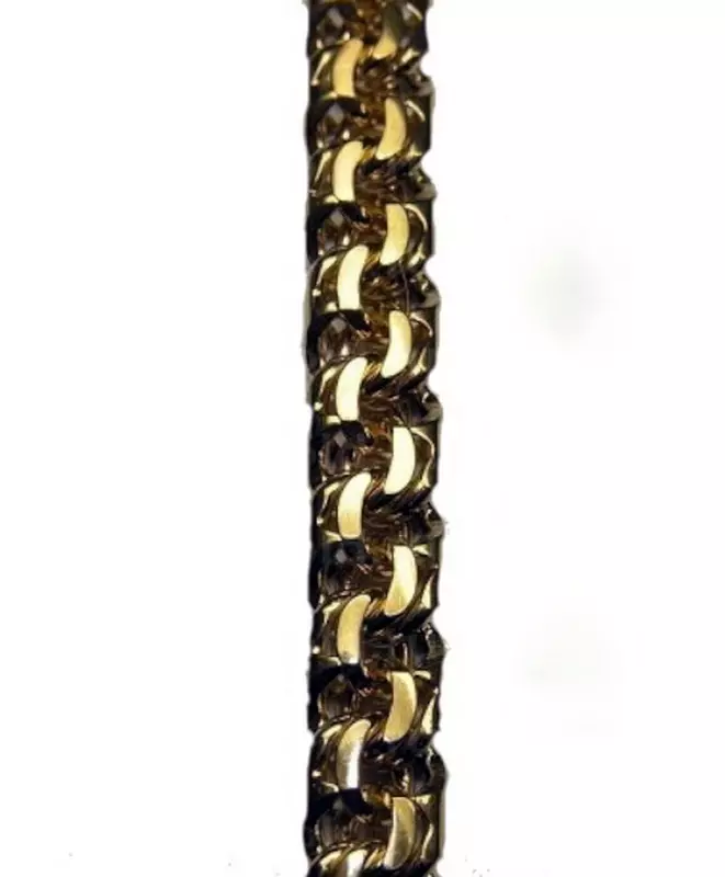 Jenis Tenun Gold Chains (122 foto): Nama jenis tenun model wanita, tenun modis untuk bertiup dan rantai tebal 3488_36